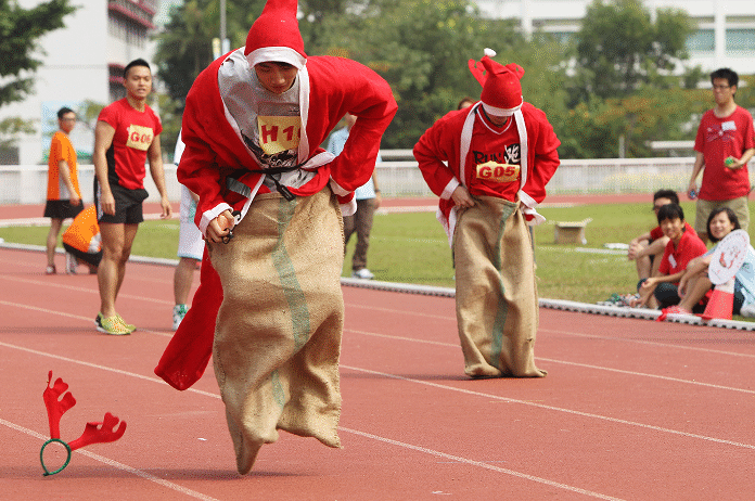 SCMP 06NOV11 NS OPSAN8 AT7A2742 1